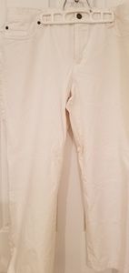 Chicos white pants.  Chicos size 3 or a size 16.